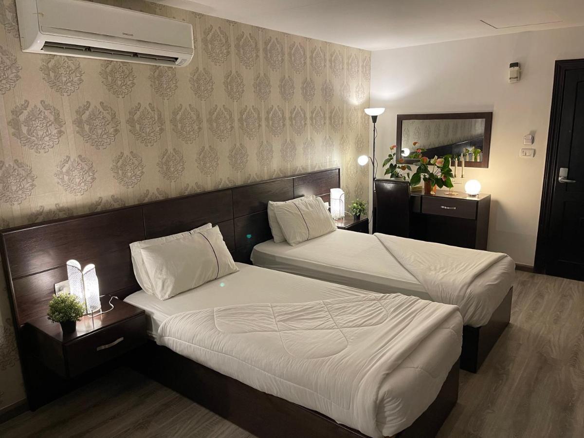 Al Joude Hotel Irbid Zimmer foto